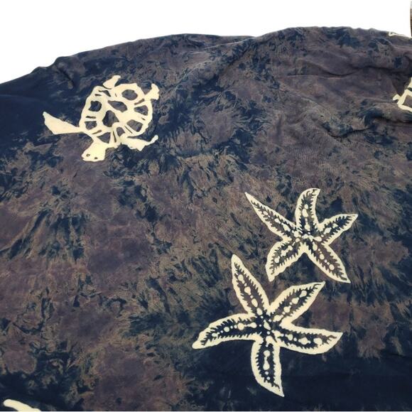 Sarong | Turtle Starfish Hibiscus Print - Picture 6 of 6